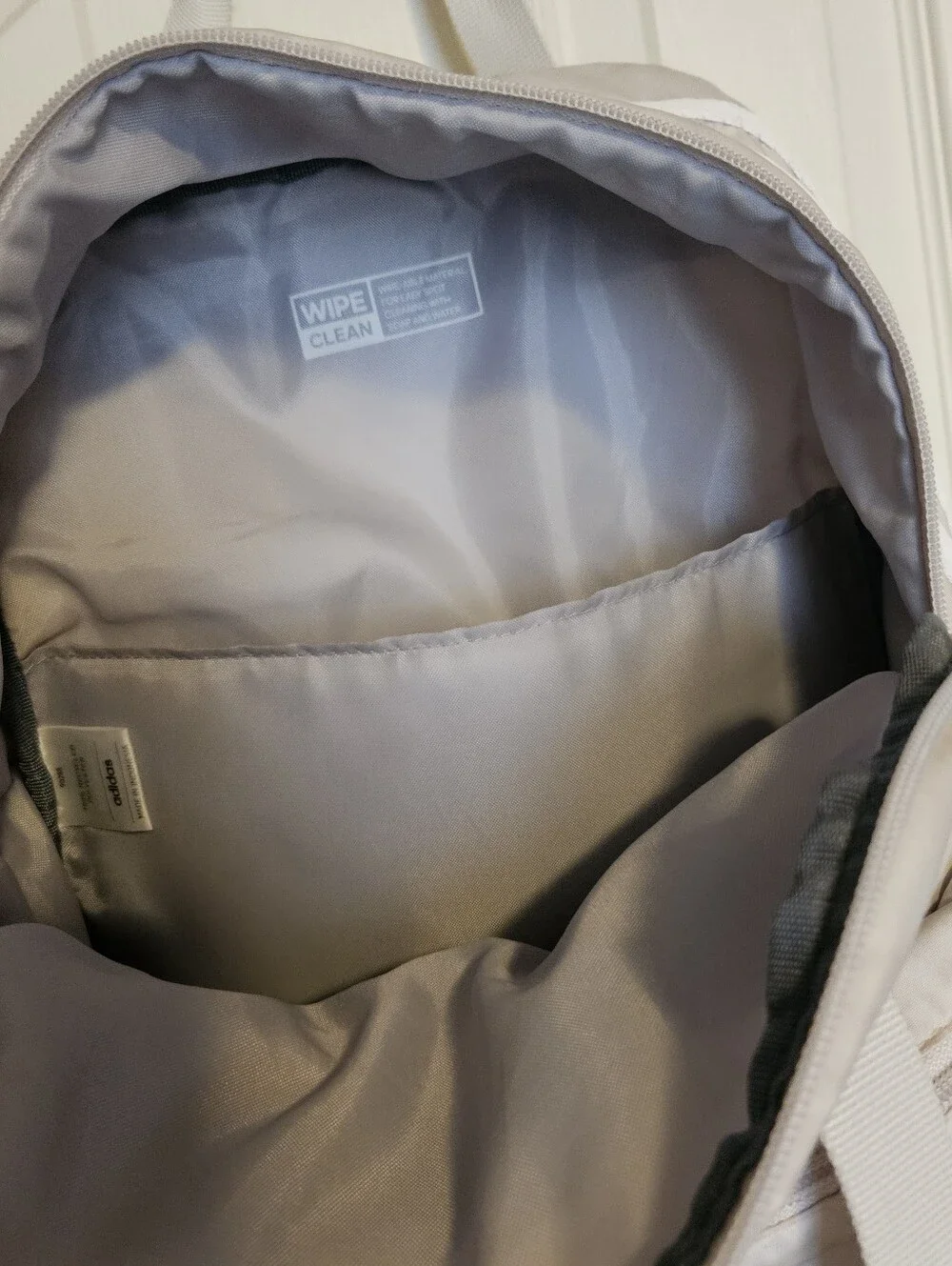 Adidas Light Cream Backpack with Front Zip Pocket - Picture 4 of 4